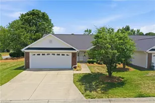 2035 Sweetbay Cir, Burlington, NC 27215 - Photo 30