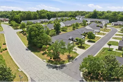 2035 Sweetbay Circle, Burlington, NC 27215 - Photo 38