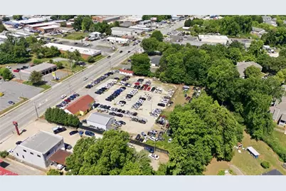 5216 Market Street, Greensboro, NC 27409 - Photo 6