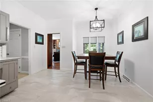 1300 Robin Hood Rd, High Point, NC 27262 - Photo 14