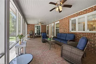 1300 Robin Hood Rd, High Point, NC 27262 - Photo 44