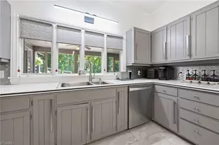 1300 Robin Hood Rd, High Point, NC 27262 - Photo 12