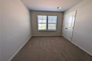 1664 Hallview Ct, Kernersville, NC 27284 - Photo 12