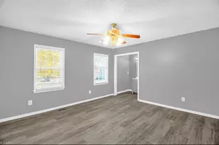 3317 Regents Park Ln, Greensboro, NC 27455 - Photo 16