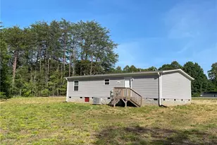 1111 Fulp Rd, Walnut Cove, NC 27052 - Photo 4