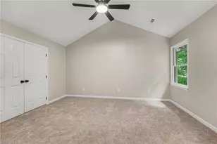 7 Creekstone Ct, Greensboro, NC 27407 - Photo 14