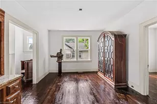 2016 Cherry St, Winston-Salem, NC 27105 - Photo 8