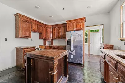 2016 Cherry Street, Winston-Salem, NC 27105 - Photo 8