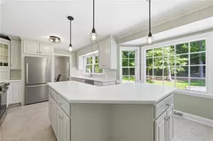 3318 Windrift Dr, Greensboro, NC 27410 - Photo 14