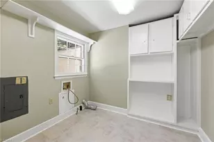 3318 Windrift Dr, Greensboro, NC 27410 - Photo 24