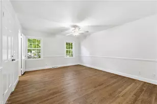 3318 Windrift Dr, Greensboro, NC 27410 - Photo 26