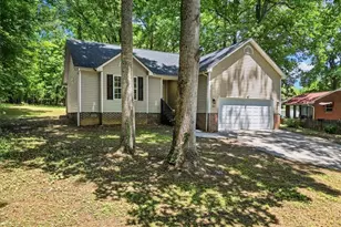 129 Orville Dr, High Point, NC 27262 - Photo 2