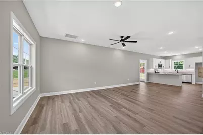 427 Garland Drive, Lexington, NC 27295 - Photo 14