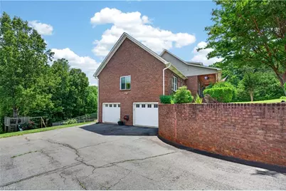 4630 Fern Creek Drive, Tobaccoville, NC 27050 - Photo 6