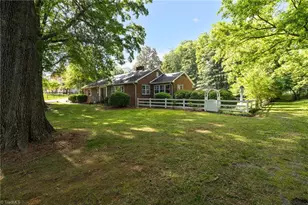 502 Hunter St, Madison, NC 27025 - Photo 1