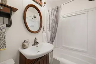 502 Hunter St, Madison, NC 27025 - Photo 24
