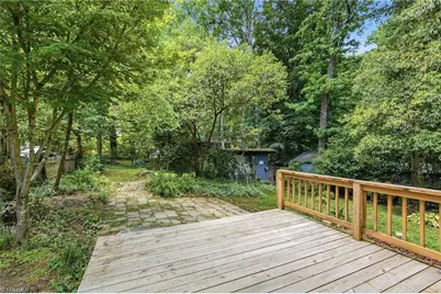 2501 Walker Avenue, Greensboro, NC 27403 - Photo 32