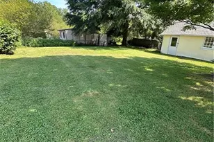 153 Green St, Mount Airy, NC 27030 - Photo 32