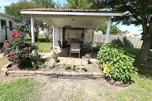153 Green St, Mount Airy, NC 27030 - Photo 10