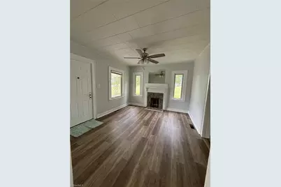 153 Green Street, Mount Airy, NC 27030 - Photo 10