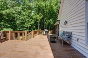 1163 Nc Hwy 62 W, High Point, NC 27263 - Photo 36