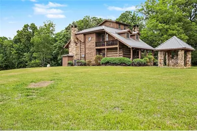 1413 Mission Road, Danbury, NC 27016 - Photo 2