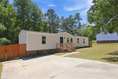 54 Brent Wood, Sanford, NC 27332 - Photo 2