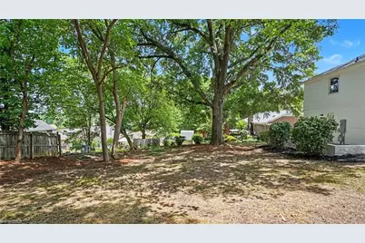 2210 Dulaire Road, Greensboro, NC 27407 - Photo 10