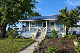 719 Maiden Ln, Mount Airy, NC 27030 - Photo 1