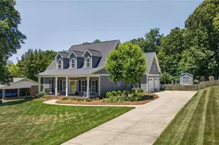 6975 Kenbridge Dr, Clemmons, NC 27012 - Photo 2