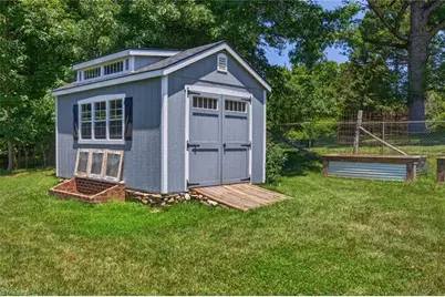 6975 Kenbridge Drive, Clemmons, NC 27012 - Photo 34