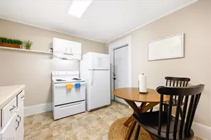 2021 Elizabeth Ave, Winston-Salem, NC 27103 - Photo 42