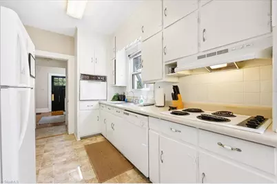 2021 Elizabeth Avenue, Winston-Salem, NC 27103 - Photo 24