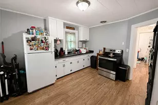 158 Wisconsin Ave, Elkin, NC 28621 - Photo 10