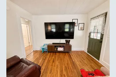 158 Wisconsin Avenue, Elkin, NC 28621 - Photo 8