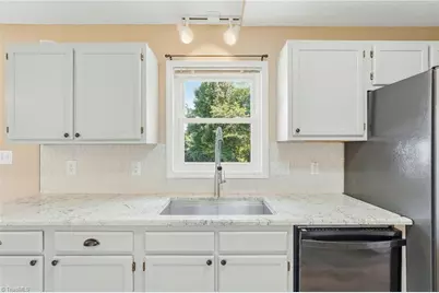 7109 Taunton Drive, Greensboro, NC 27410 - Photo 12