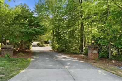 891 Somerset Drive, Winston-Salem, NC 27103 - Photo 2