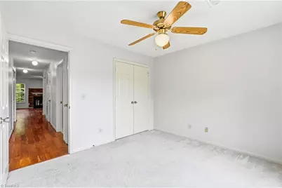 15 Meadowood Glen Way #C, Greensboro, NC 27409 - Photo 18