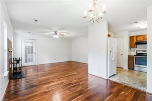 15 Meadowood Glen Way, Greensboro, NC 27409 - Photo 8