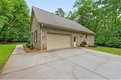 434 Yachtsmans Point Drive, Lexington, NC 27292 - Photo 38