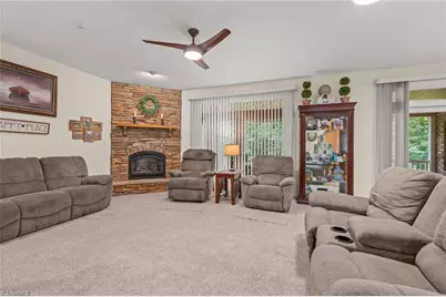 434 Yachtsmans Point Drive, Lexington, NC 27292 - Photo 8