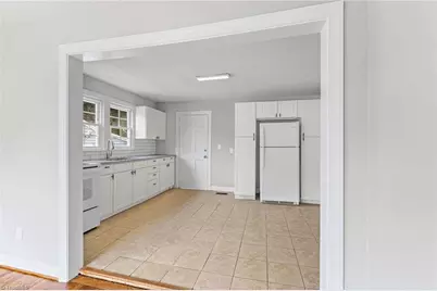 828 Ferrell Avenue, Winston-Salem, NC 27101 - Photo 10