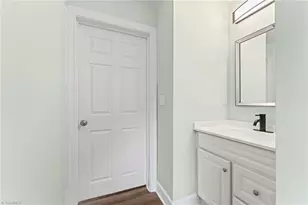 828 Ferrell Ave, Winston-Salem, NC 27101 - Photo 20