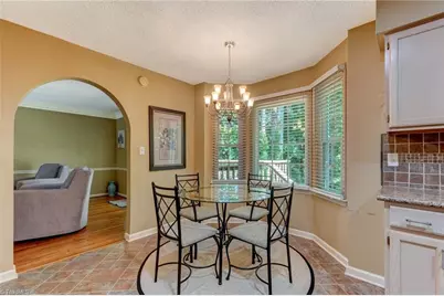 2003 Stratford Place, Reidsville, NC 27320 - Photo 18