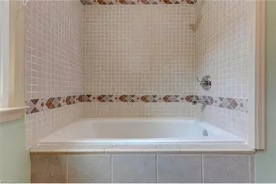 2003 Stratford Place, Reidsville, NC 27320 - Photo 24