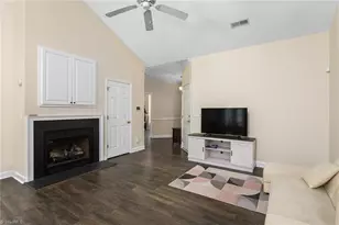 304 Cat Tail Ln, Winston-Salem, NC 27127 - Photo 8