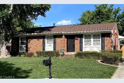 2211 Fawn Street, Greensboro, NC 27403 - Photo 2