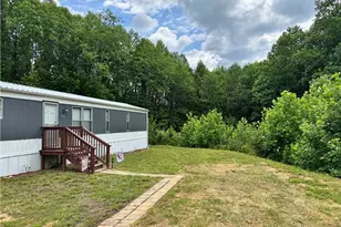 429 Wayne Marshall Rd, Elkin, NC 28621 - Photo 2