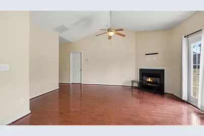 634 Meadowtop Circle, Burlington, NC 27217 - Photo 4