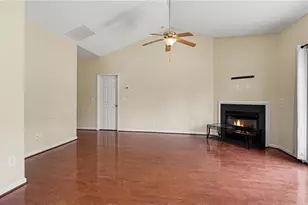 634 Meadowtop Cir, Burlington, NC 27217 - Photo 4